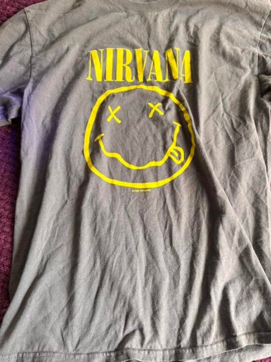 NIRVANA Other - Nirvana band classic smiling gray short sleeved